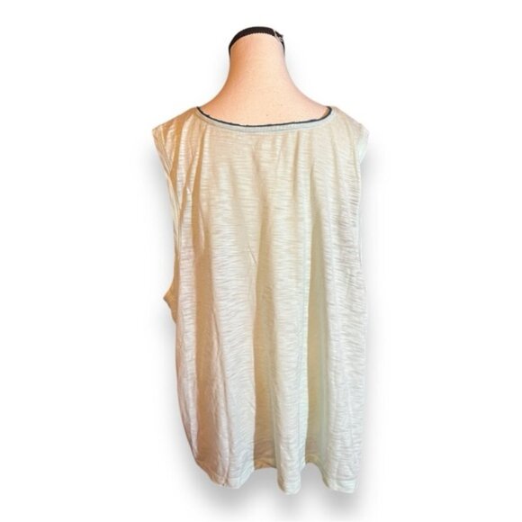 Women’s XXL Old Navy Activewear Tank Top 2 Top Set! - Picture 13 of 15